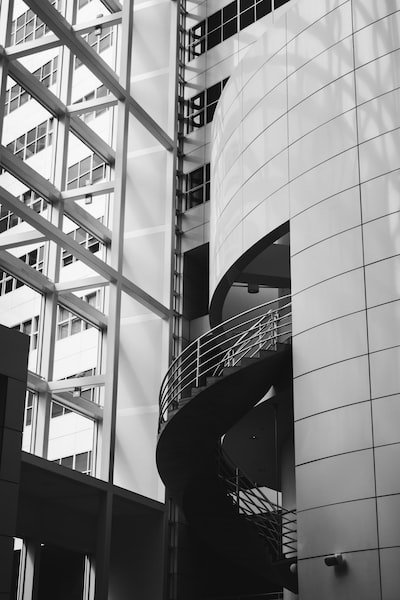 3 raisons pour lesquelles il faut choisir l'escalier colimaçon